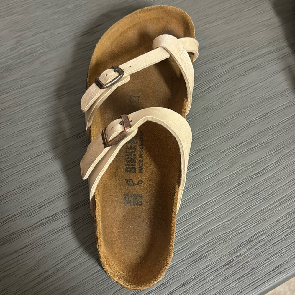 Birkenstock Mayari Sandal